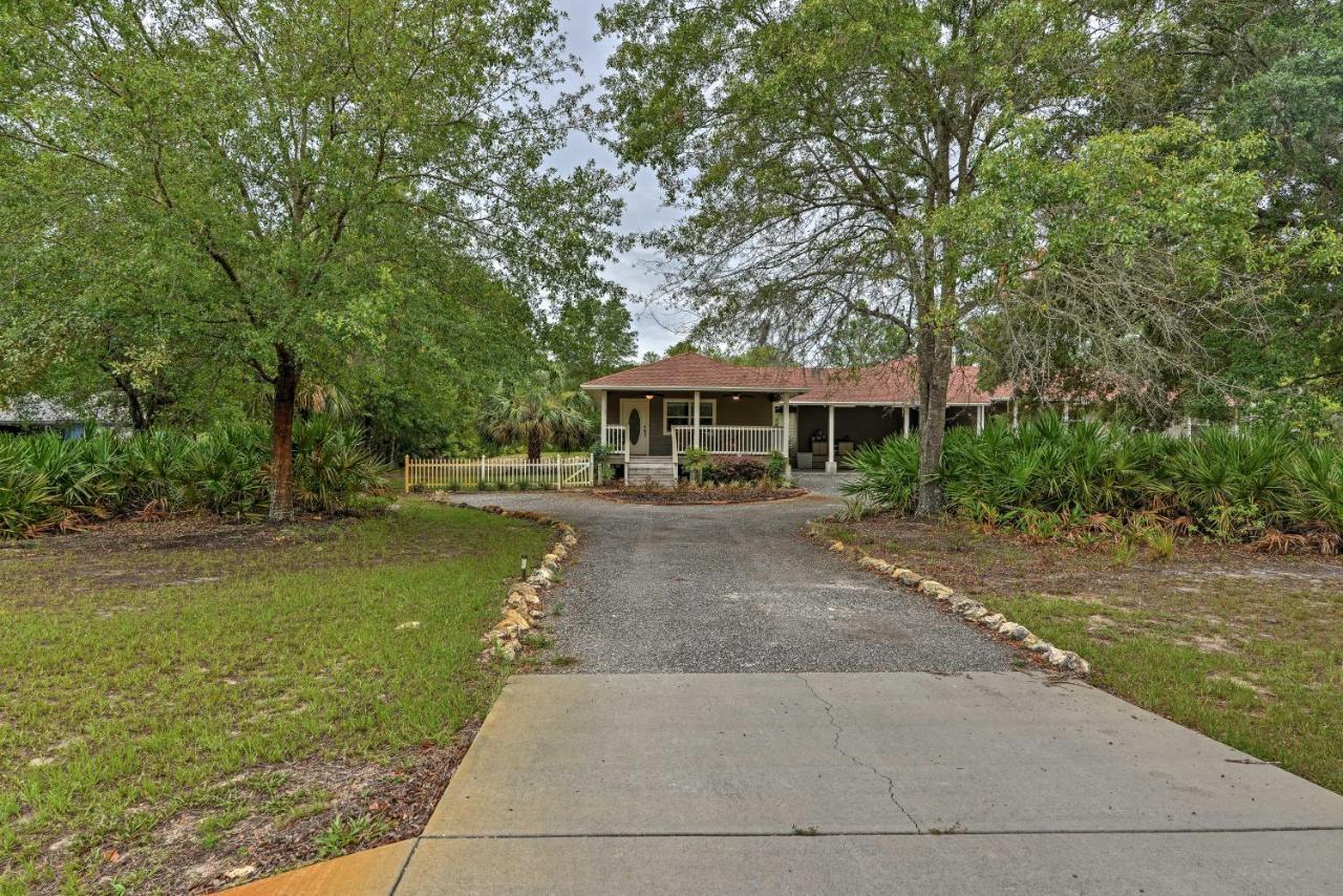 Crystal River Cottage On 1 Acre With Deck And Porch! Yankeetown Ngoại thất bức ảnh